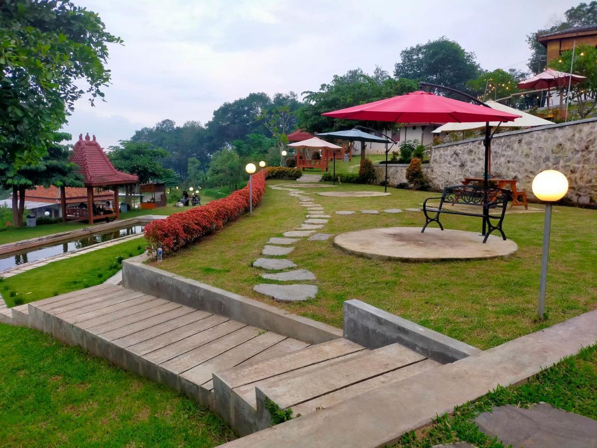 Joglo Kumpul Resort Cangkiran Zewnętrze zdjęcie