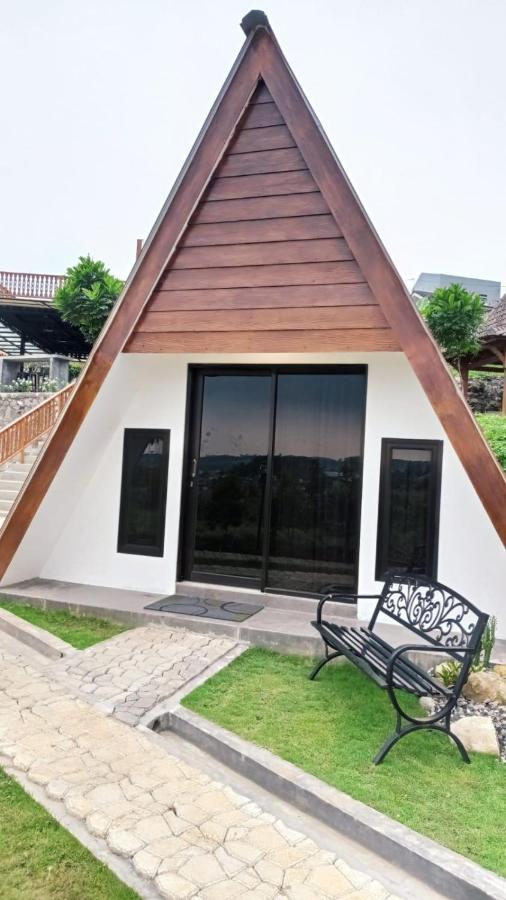 Joglo Kumpul Resort Cangkiran Zewnętrze zdjęcie