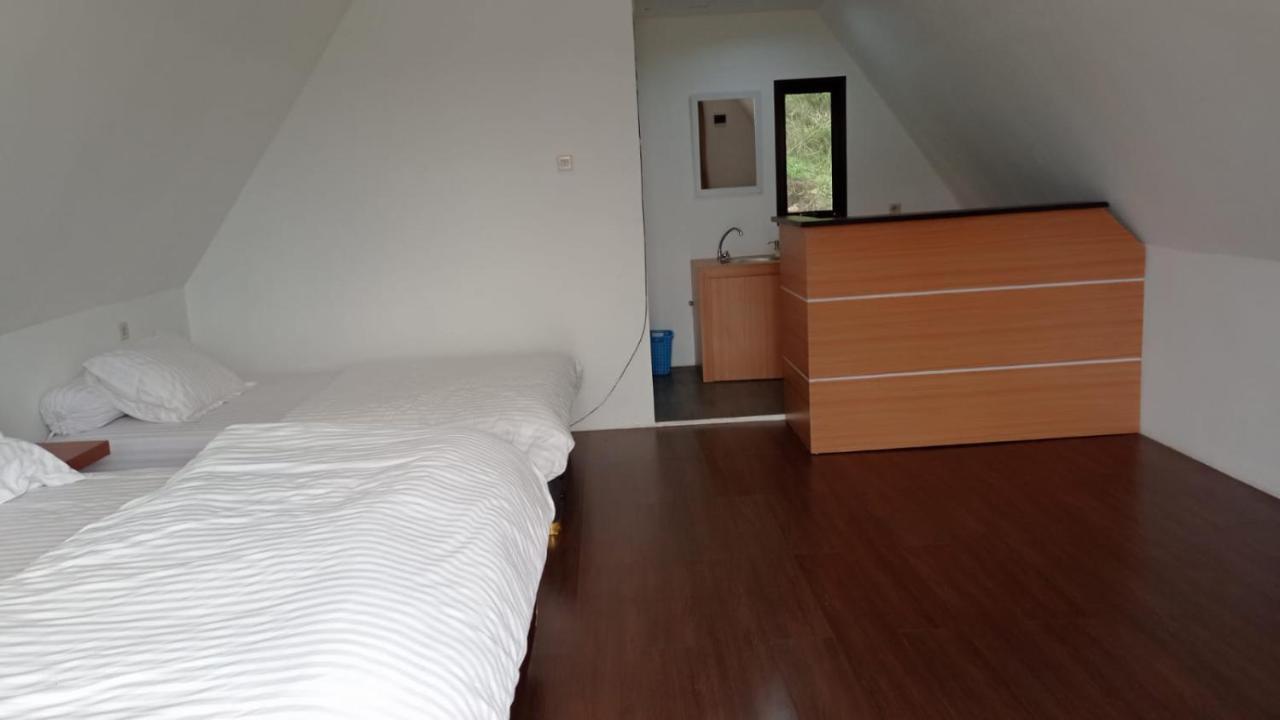 Joglo Kumpul Resort Cangkiran Zewnętrze zdjęcie