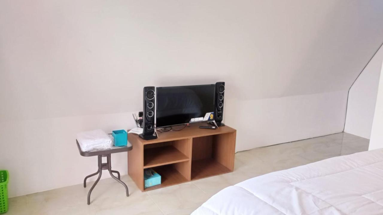 Joglo Kumpul Resort Cangkiran Zewnętrze zdjęcie